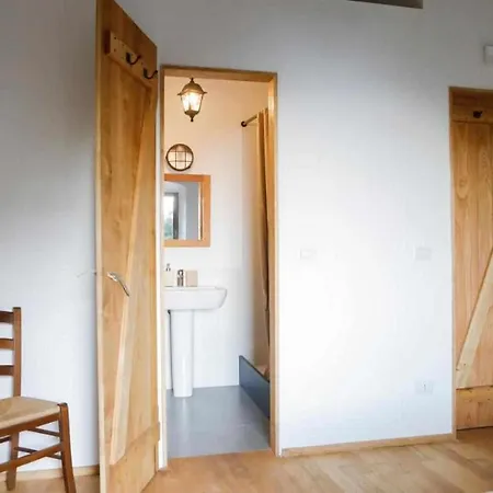 Leremorifugio Escursionistico10 Min Steep Walk Farm stay *